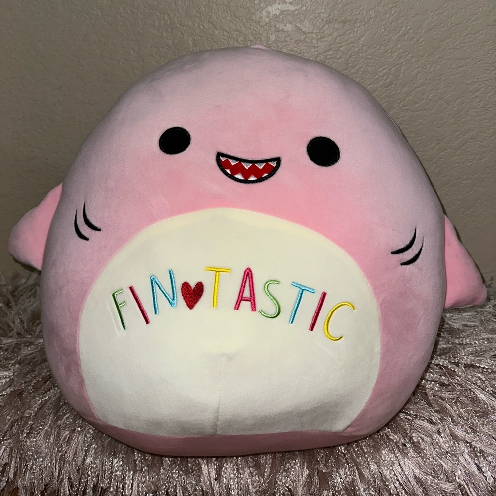 NWT Selene 16” Squishmallow